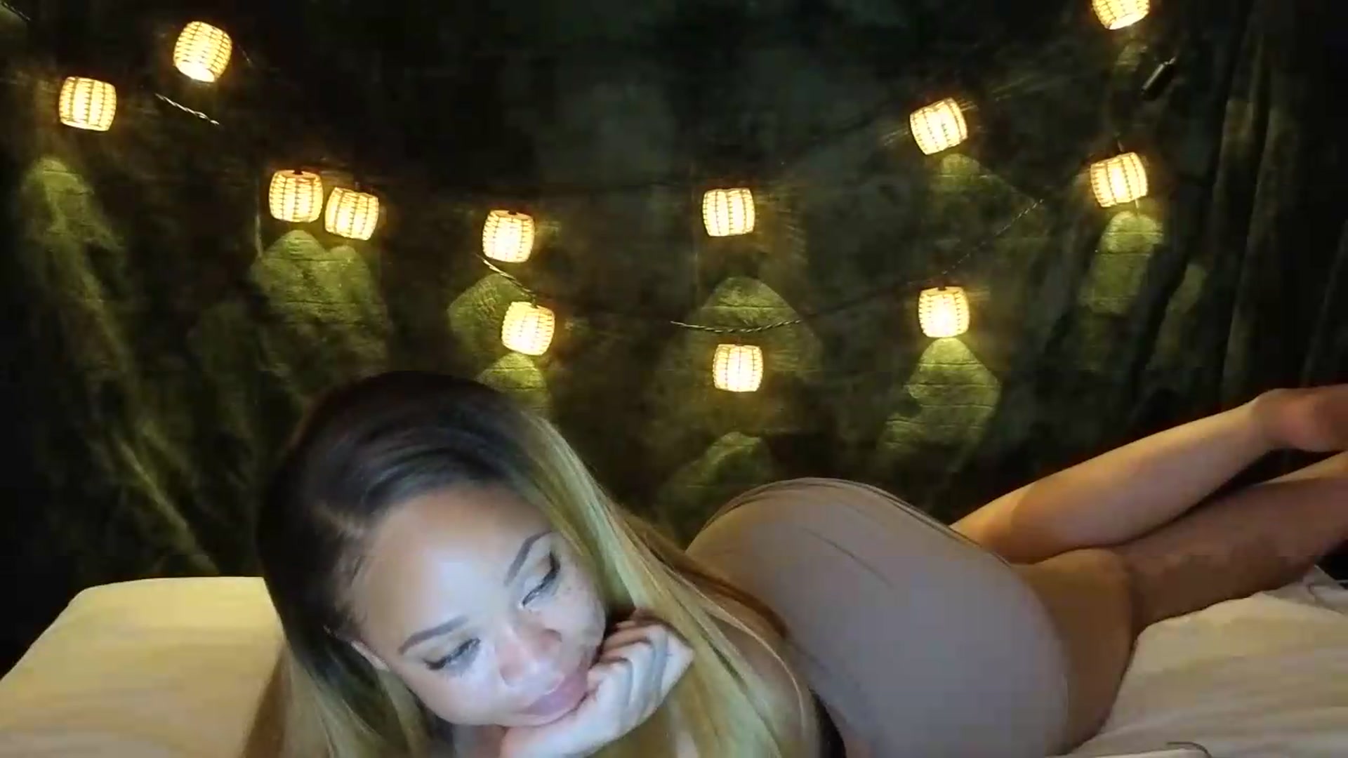 Gallery image thumbnail from MelissaGee's myfreecams stream on, 07/30/2026, 07:26 image 16 of 20