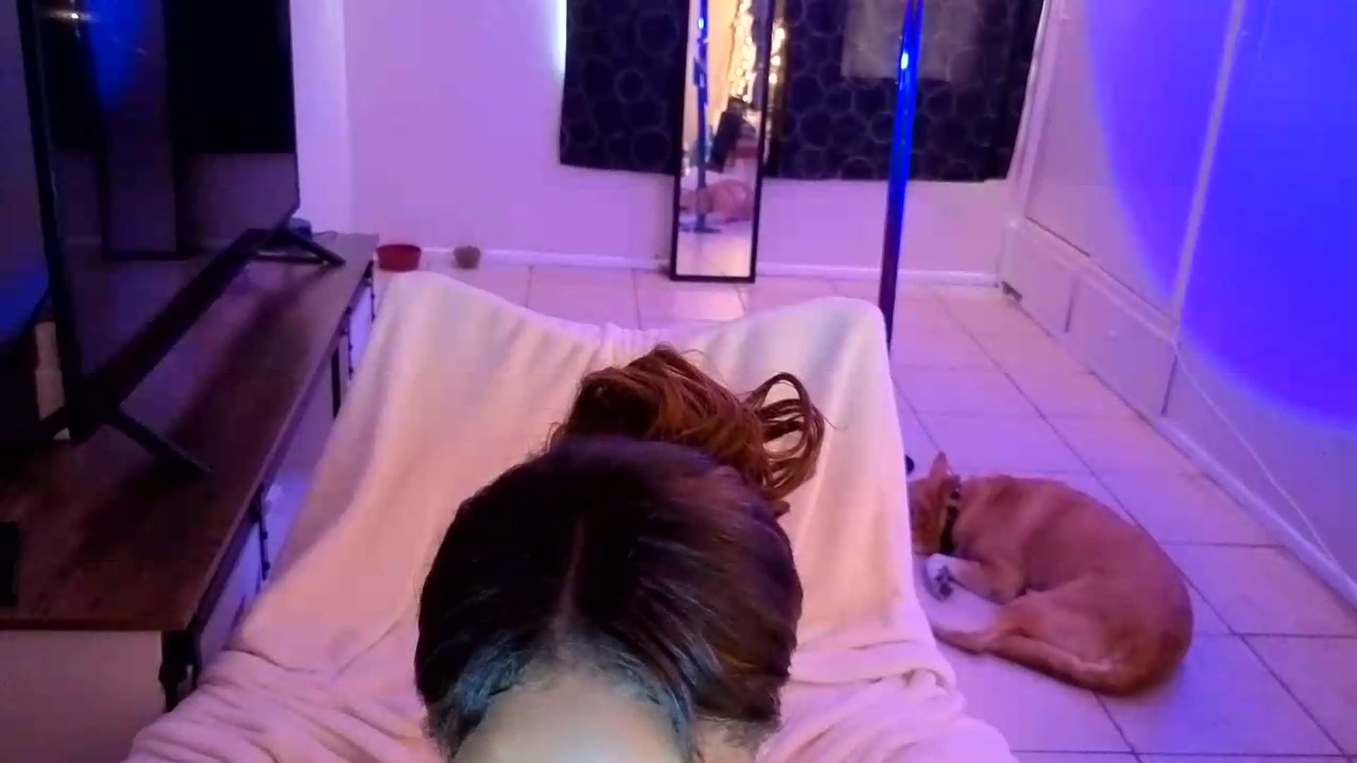 Gallery image thumbnail from MelissaGee's myfreecams stream on, 08/27/2026, 22:14 image 12 of 20
