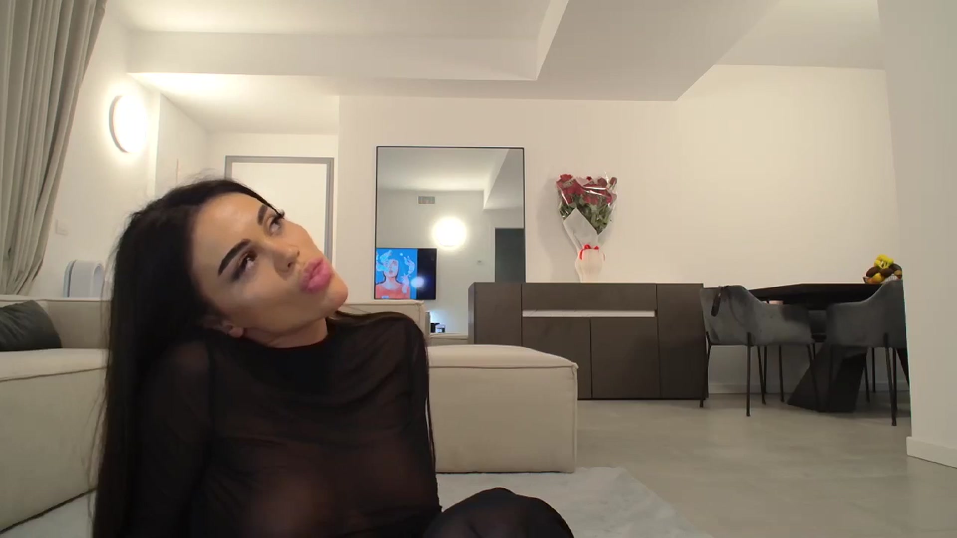 Gallery image thumbnail from Melissa_4444's myfreecams stream on, 06/21/2024, 05:43 image 6 of 20