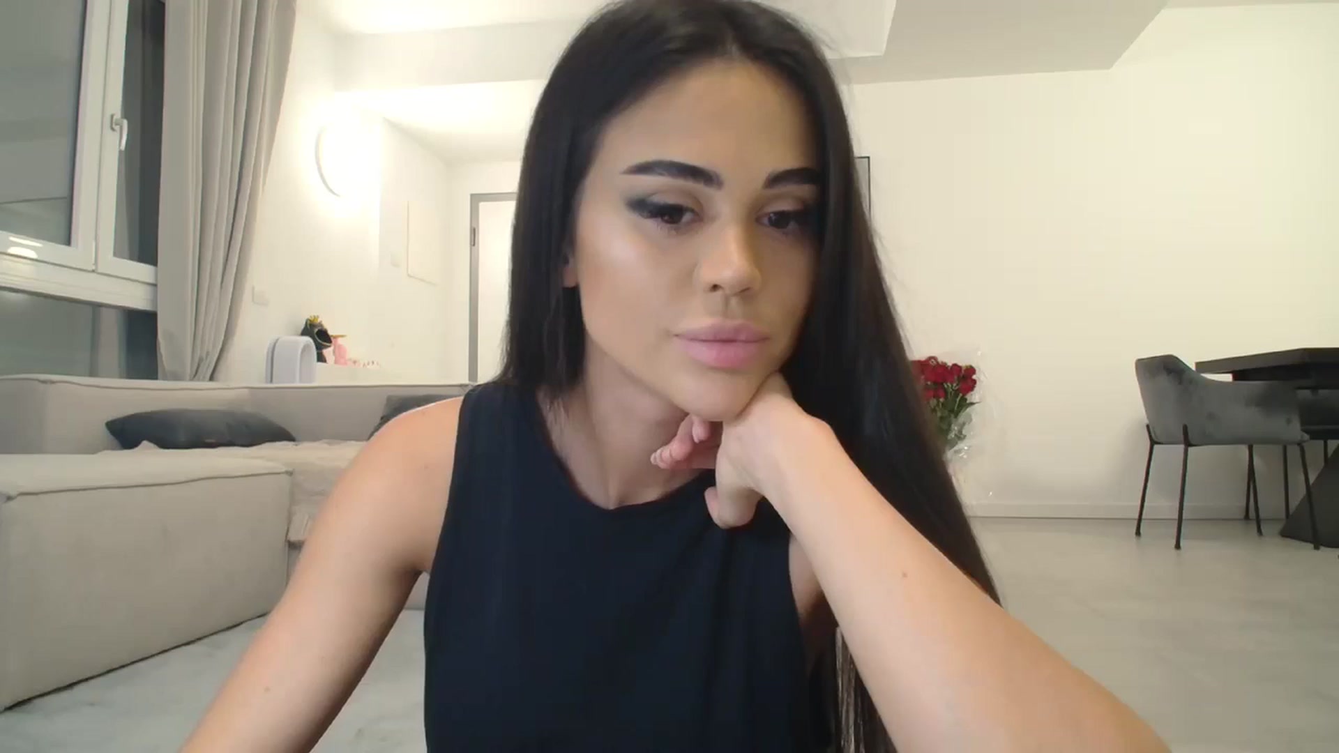 Gallery image thumbnail from Melissa_4444's myfreecams stream on, 06/23/2024, 24:16 image 13 of 20