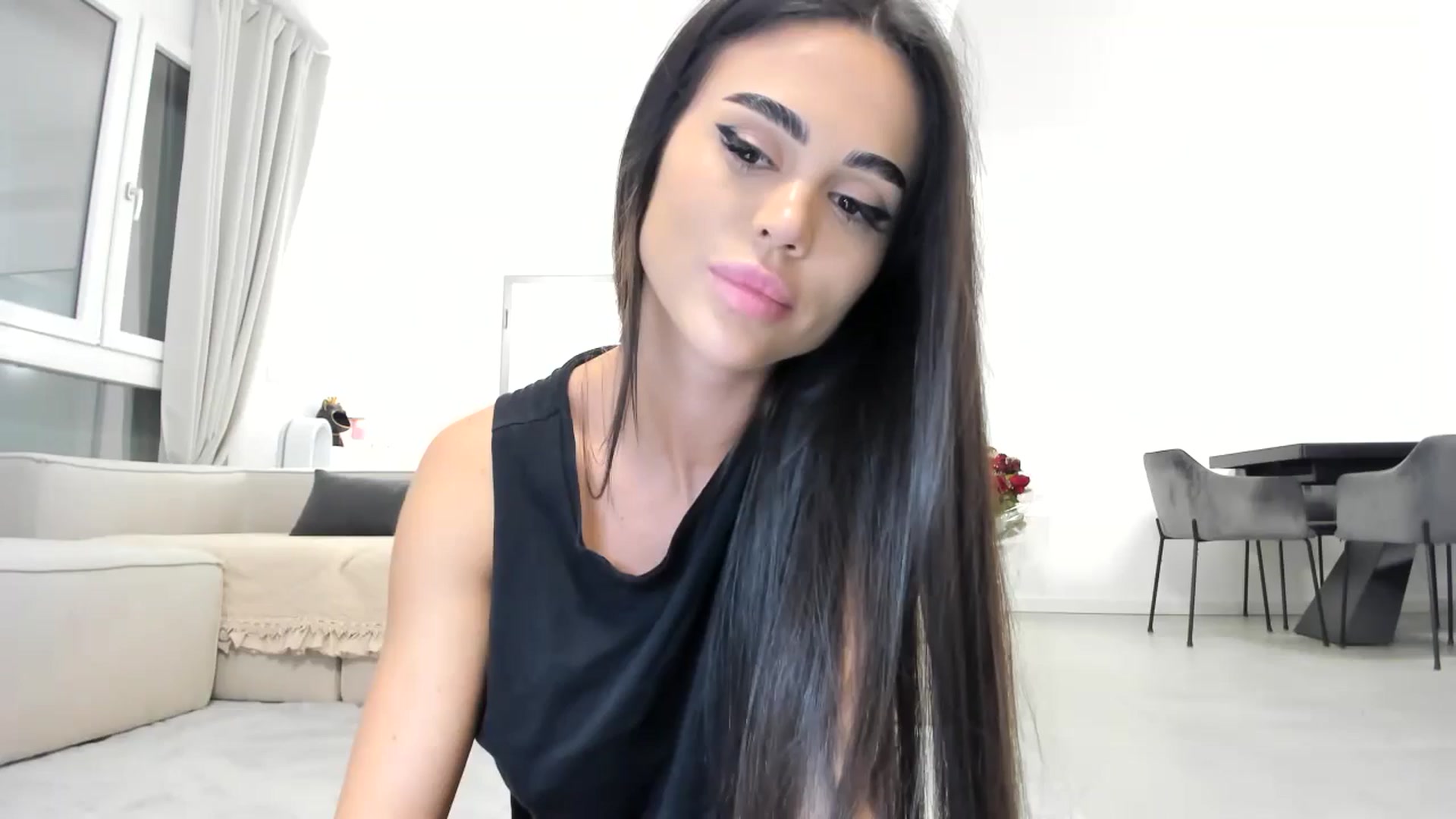 Gallery image thumbnail from Melissa_4444's myfreecams stream on, 06/25/2024, 02:17 image 7 of 20