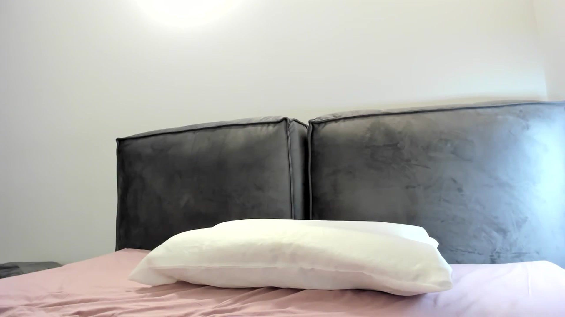 Gallery image thumbnail from Melissa_7777's myfreecams stream on, 08/14/2024, 02:29 image 6 of 20