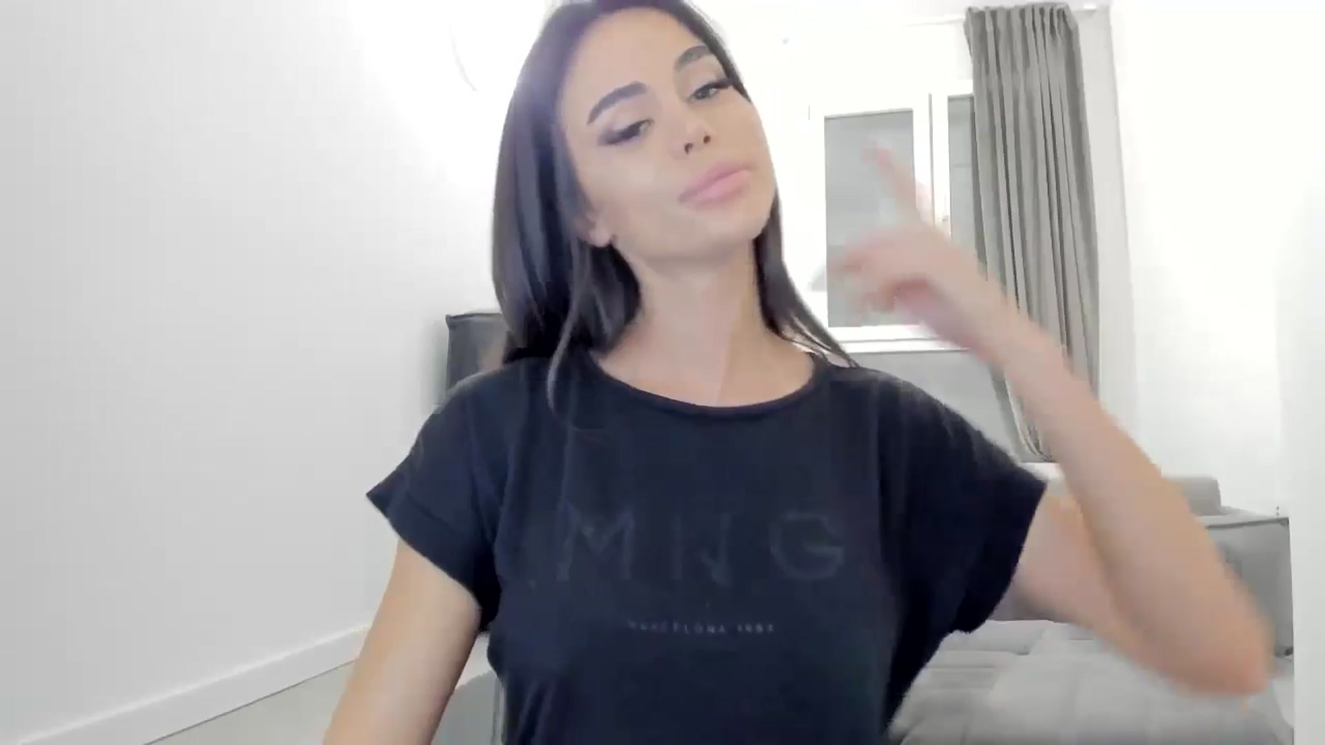 Gallery image thumbnail from Melissa_7777's myfreecams stream on, 09/11/2024, 02:32 image 3 of 20