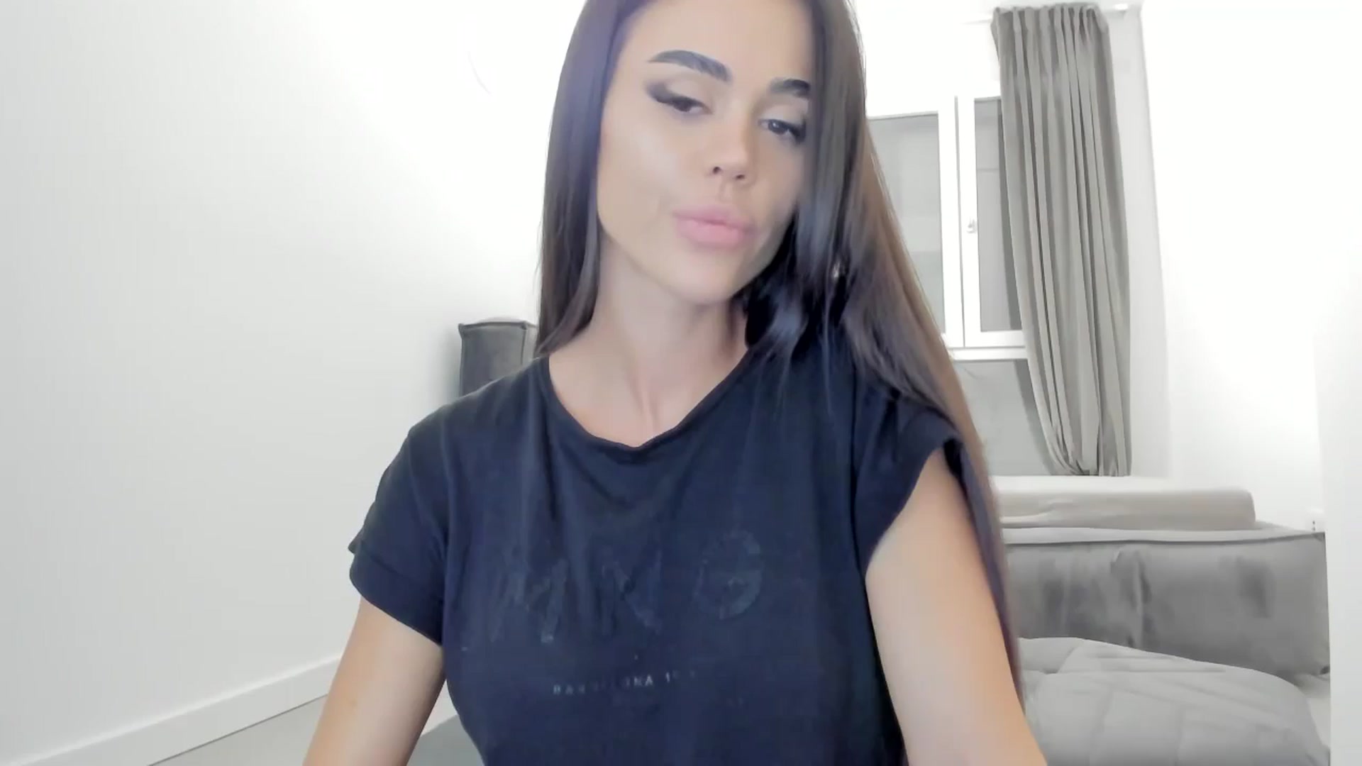 Gallery image thumbnail from Melissa_7777's myfreecams stream on, 09/11/2024, 02:32 image 6 of 20
