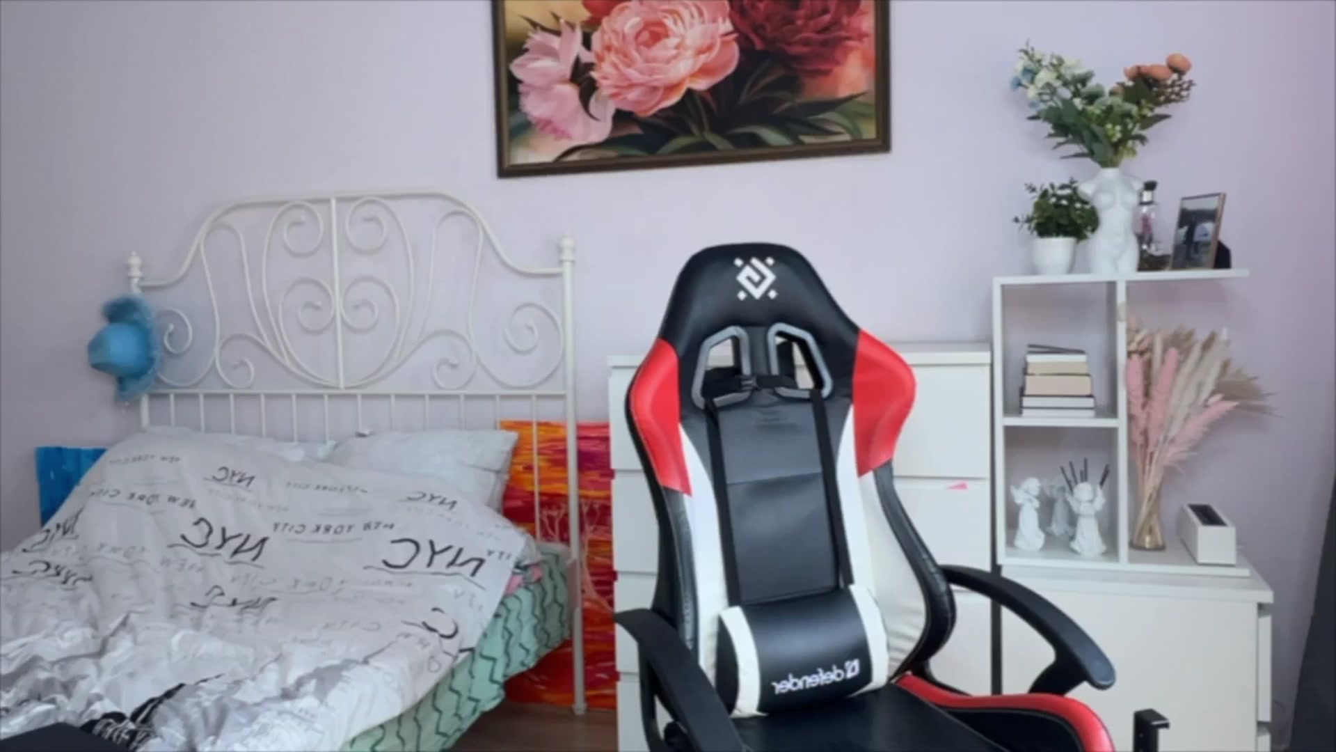 Gallery image thumbnail from Melissa_Wayne's myfreecams stream on, 06/29/2025, 10:03 image 9 of 20