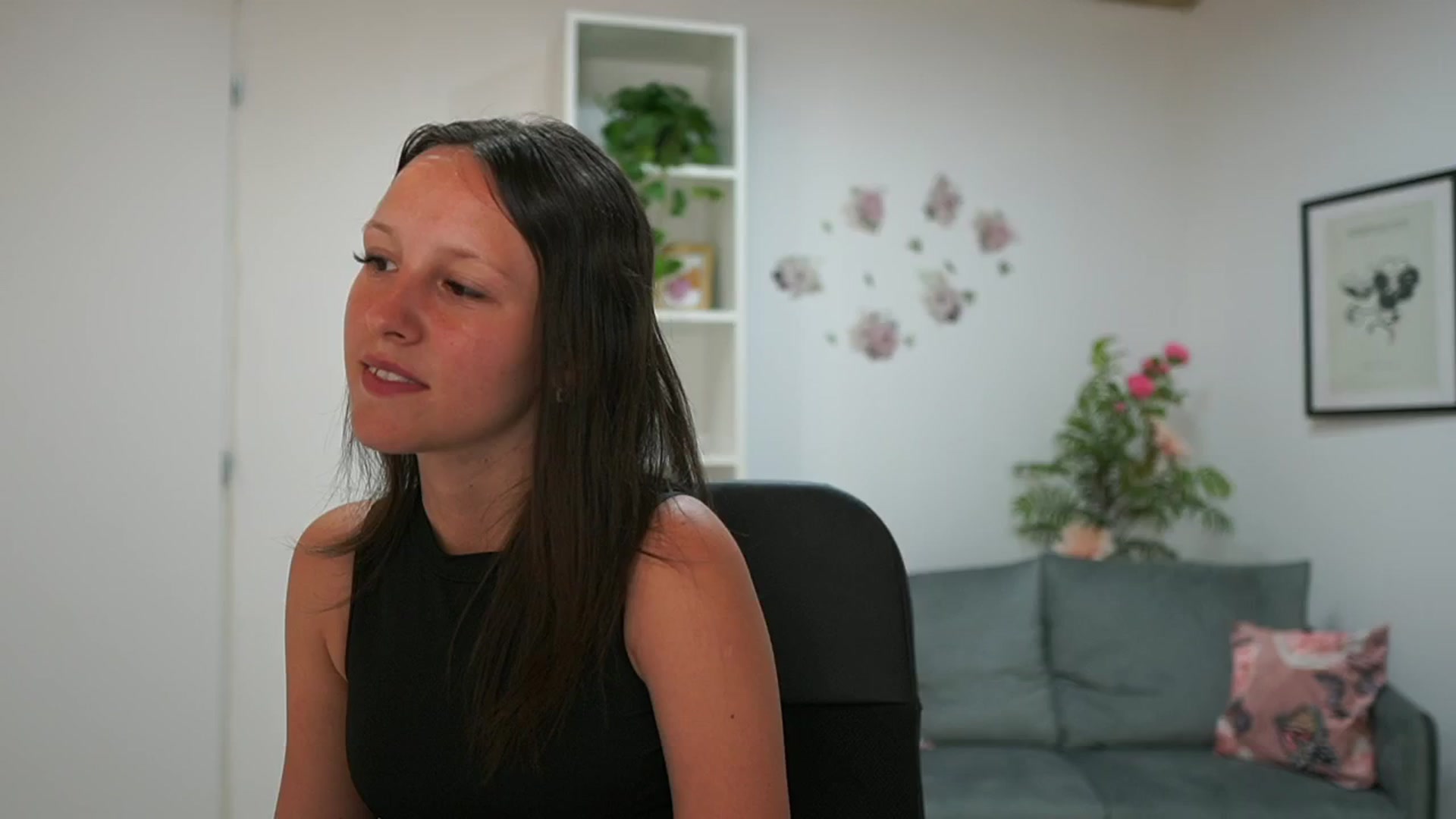 Gallery image thumbnail from Melissa__More's myfreecams stream on, 05/28/2024, 10:09 image 19 of 20