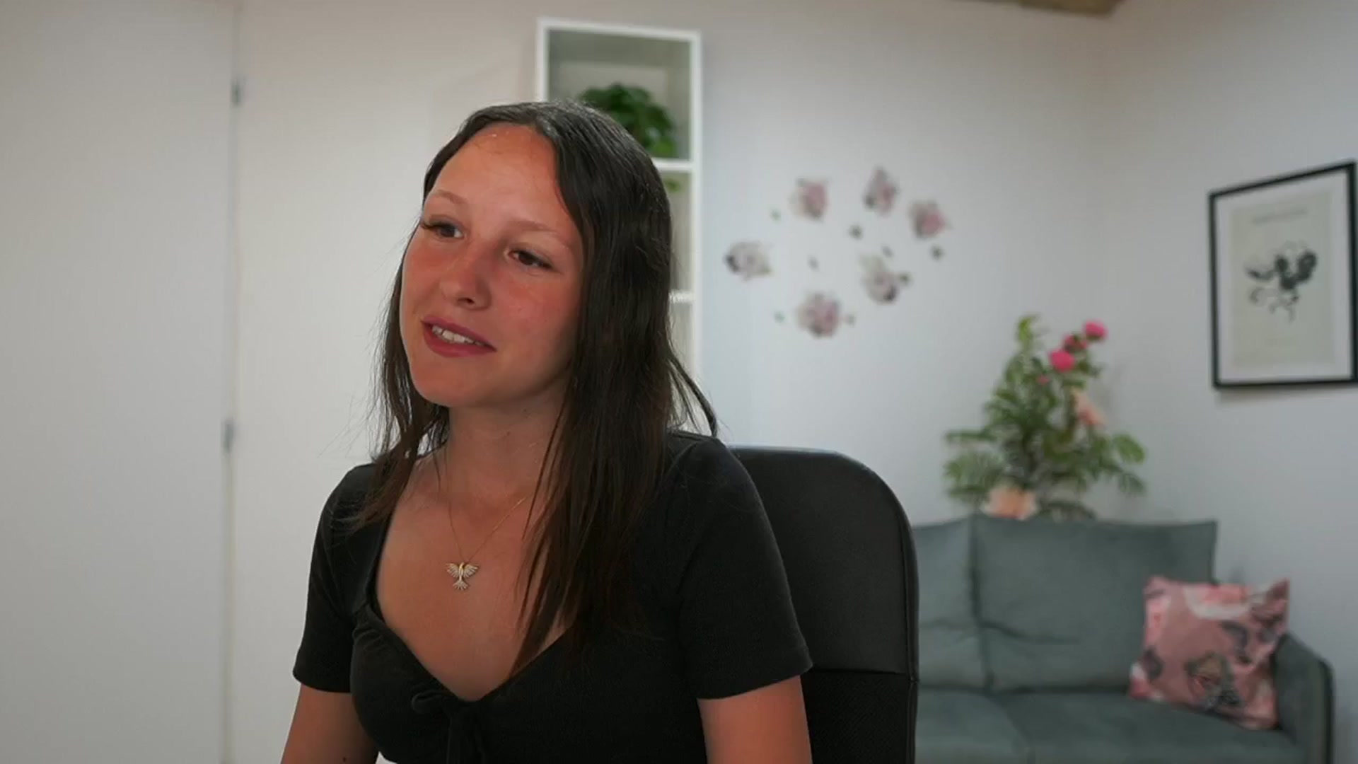 Gallery image thumbnail from Melissa__More's myfreecams stream on, 05/29/2024, 08:49 image 6 of 20