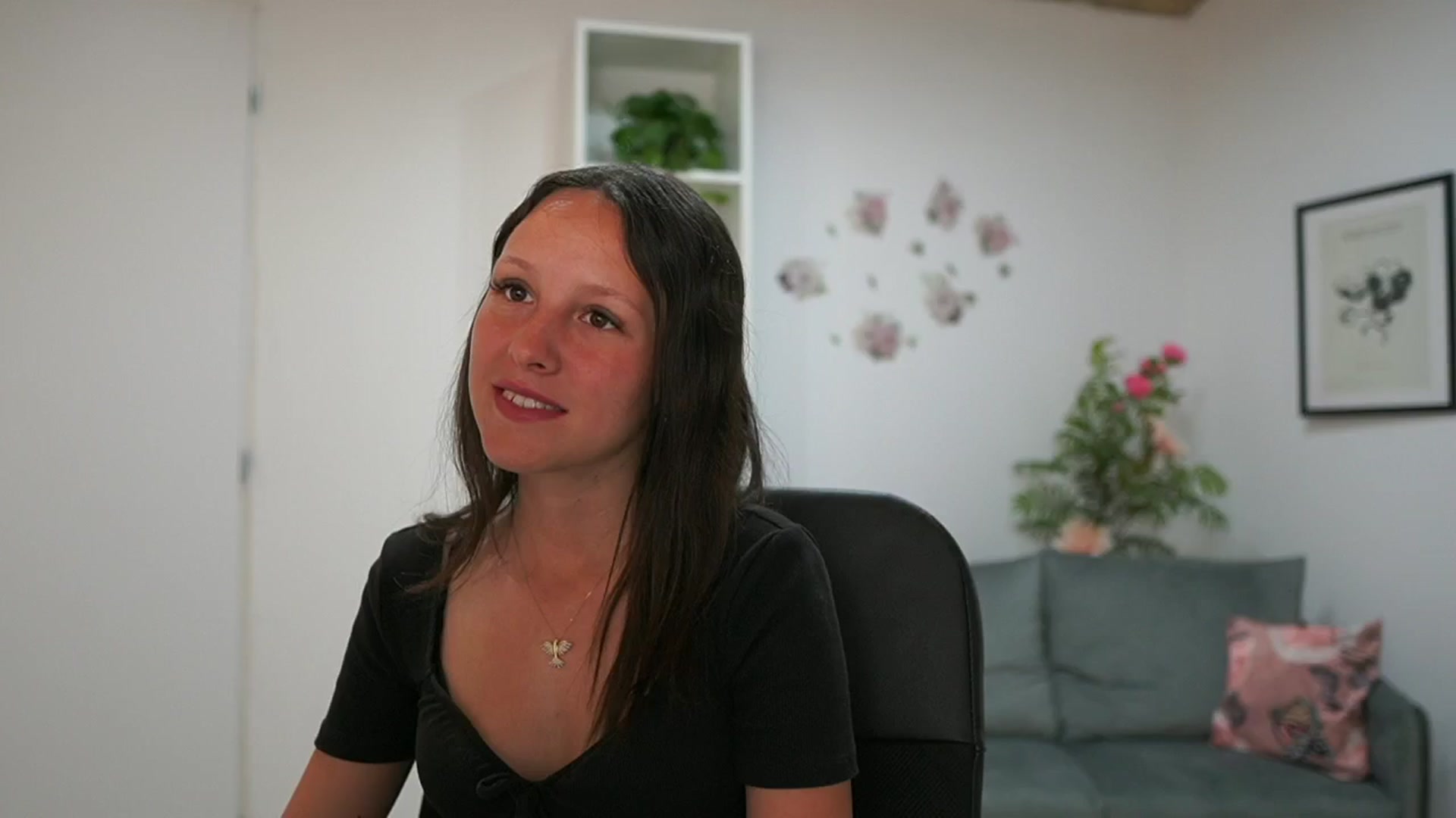 Gallery image thumbnail from Melissa__More's myfreecams stream on, 05/29/2024, 08:49 image 10 of 20