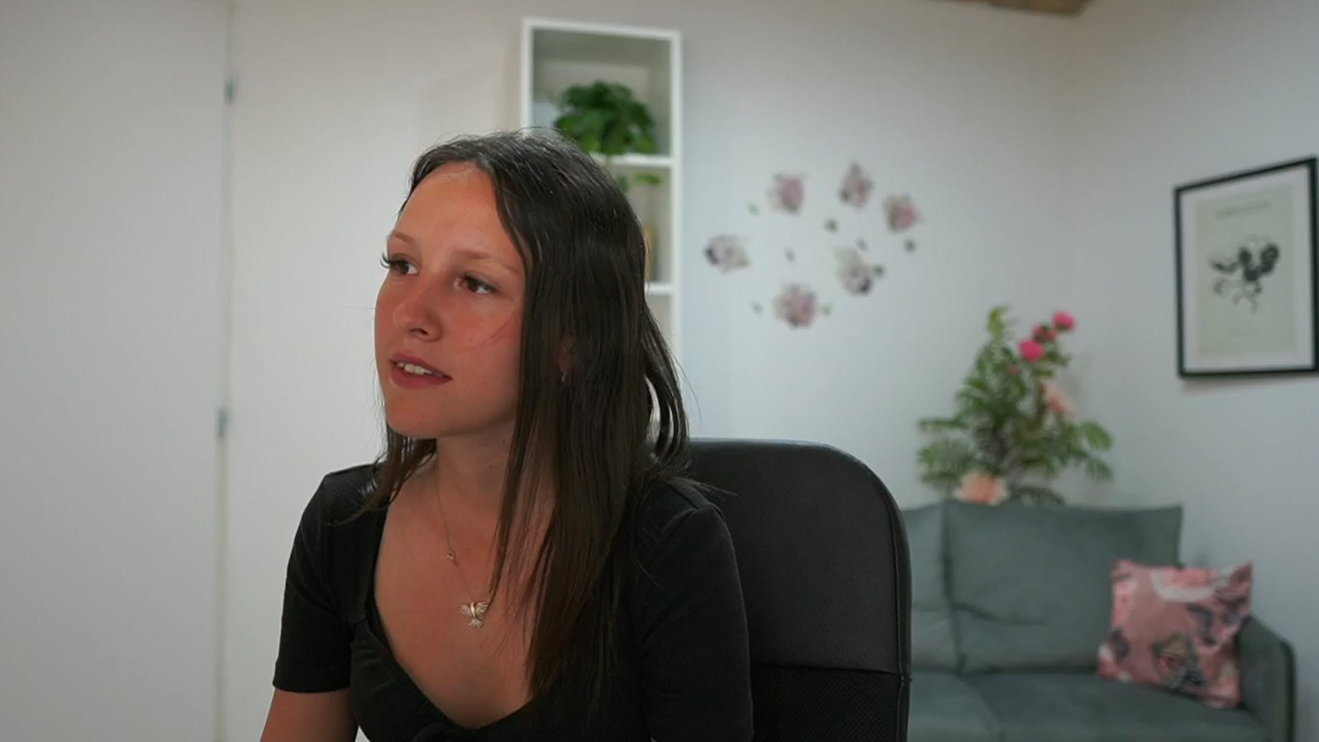 Gallery image thumbnail from Melissa__More's myfreecams stream on, 05/29/2024, 10:42 image 13 of 20