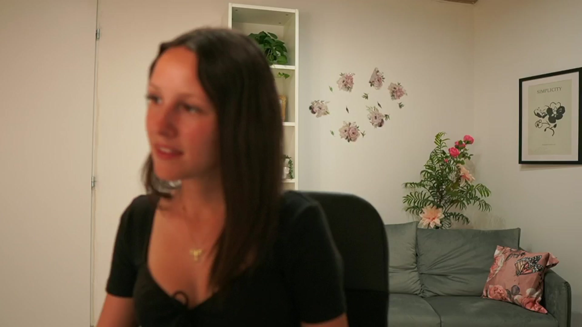 Gallery image thumbnail from Melissa__More's myfreecams stream on, 06/03/2024, 13:57 image 1 of 20