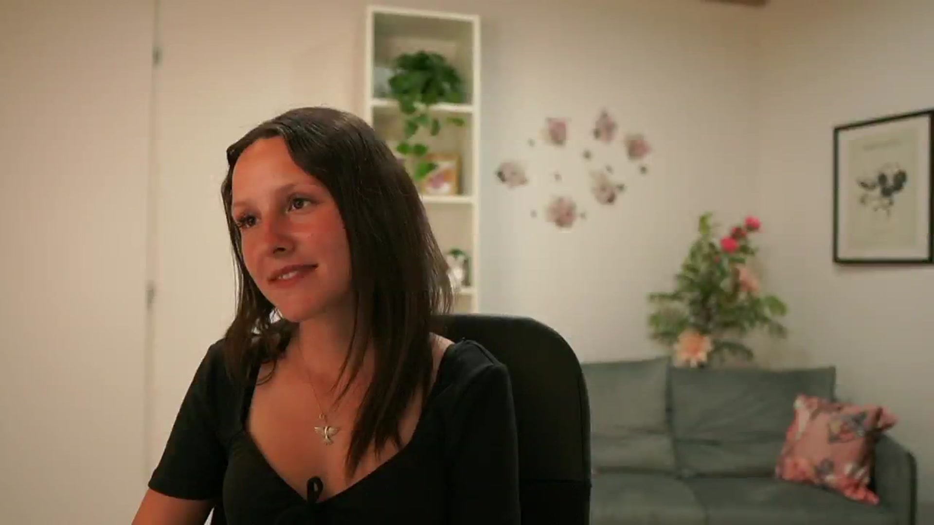 Gallery image thumbnail from Melissa__More's myfreecams stream on, 06/03/2024, 17:58 image 16 of 20
