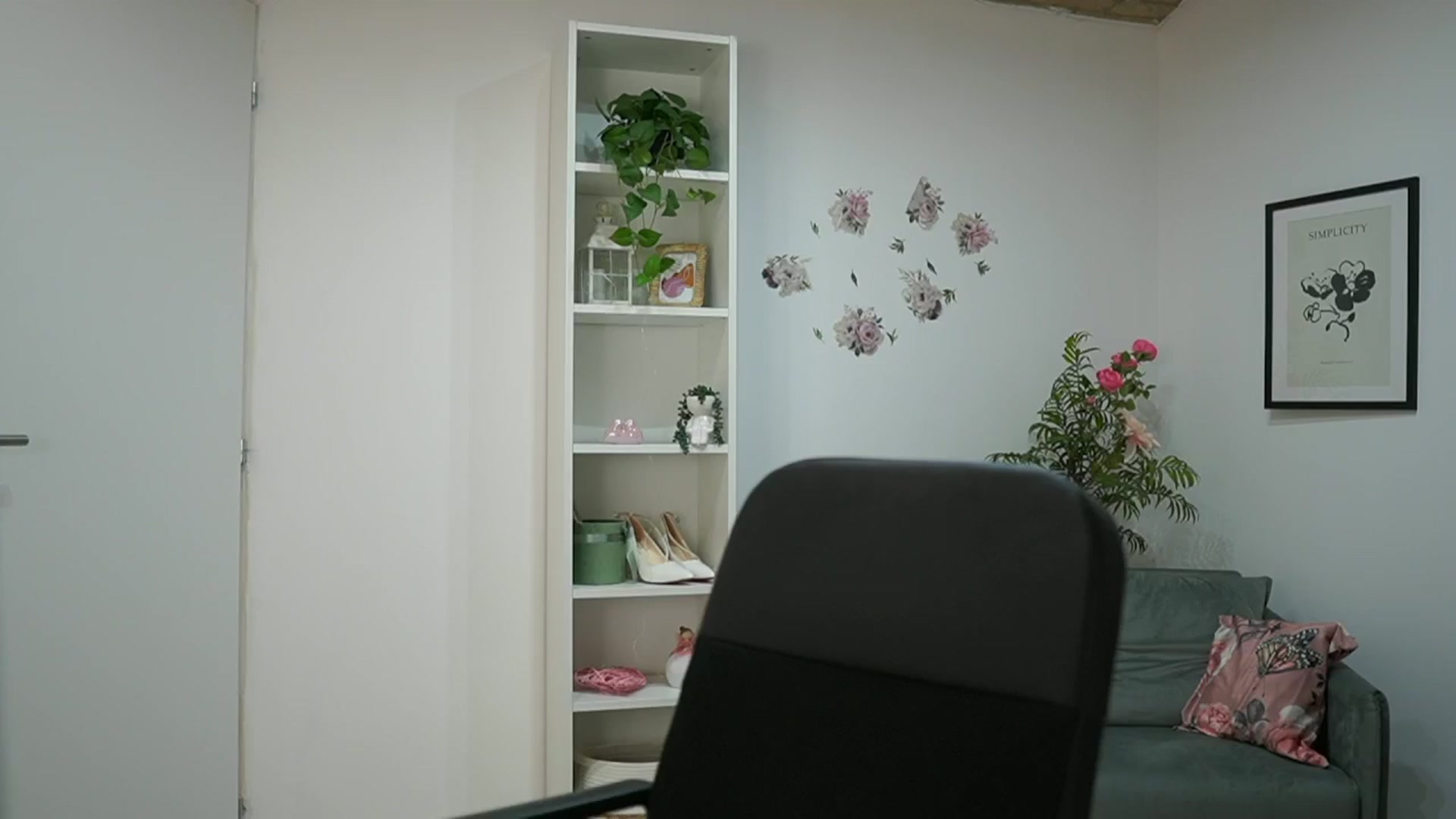 Gallery image thumbnail from Melissa__More's myfreecams stream on, 06/04/2024, 15:48 image 6 of 20