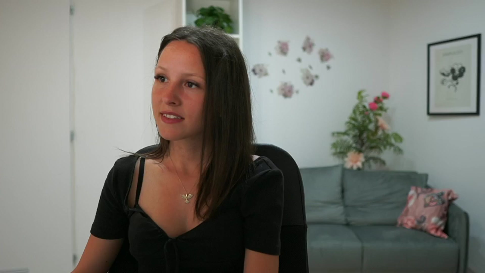 Gallery image thumbnail from Melissa__More's myfreecams stream on, 06/13/2024, 10:36 image 3 of 20