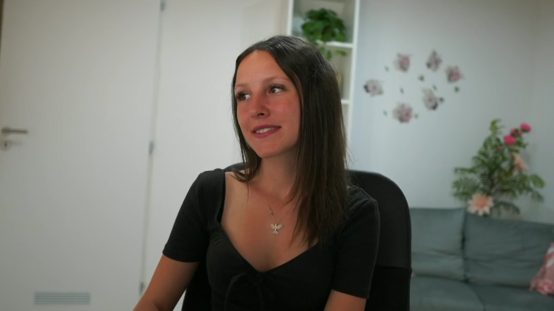 Gallery image thumbnail from Melissa__More's myfreecams stream on, 06/20/2024, 08:18 image 19 of 20