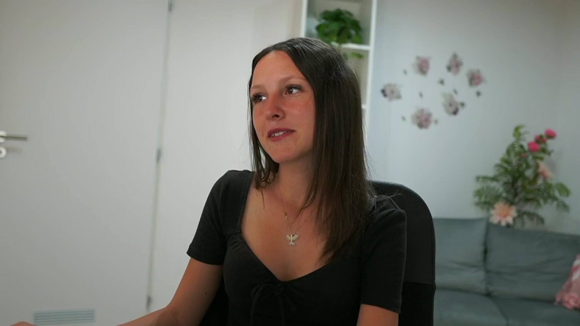 Gallery image thumbnail from Melissa__More's myfreecams stream on, 06/20/2024, 08:18 image 3 of 20