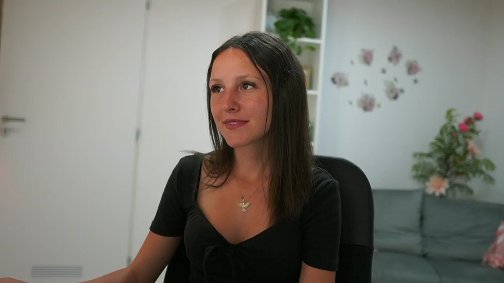 Gallery image thumbnail from Melissa__More's myfreecams stream on, 06/20/2024, 09:00 image 6 of 20