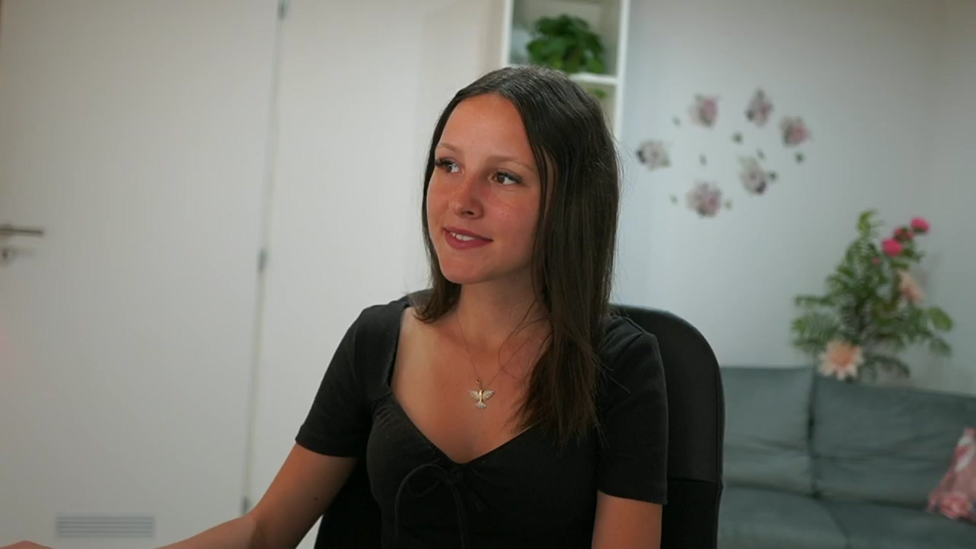 Gallery image thumbnail from Melissa__More's myfreecams stream on, 06/20/2024, 09:00 image 11 of 20