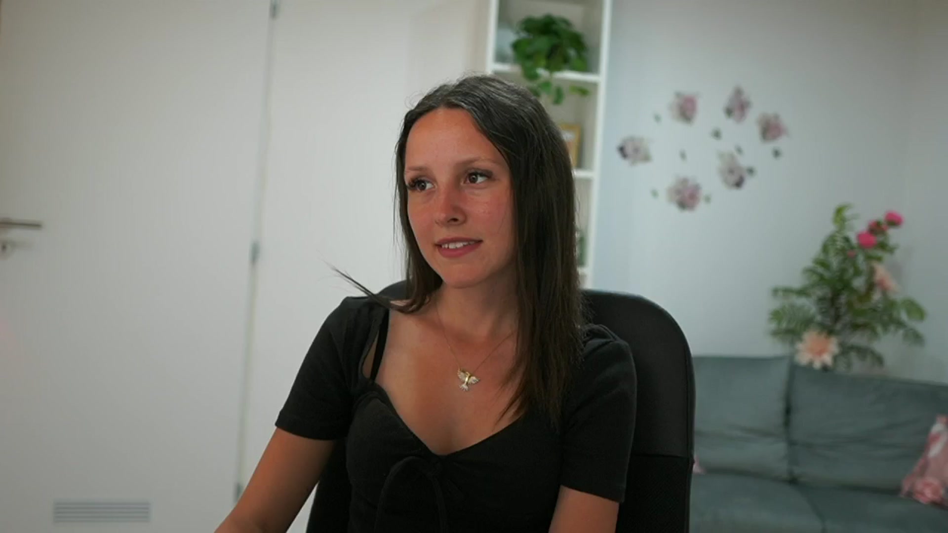 Gallery image thumbnail from Melissa__More's myfreecams stream on, 06/20/2024, 11:03 image 1 of 20