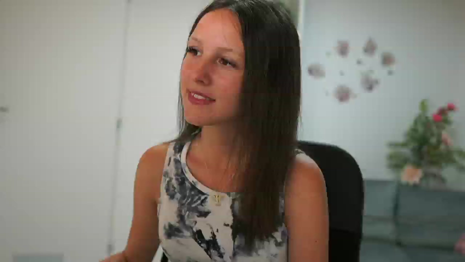 Gallery image thumbnail from Melissa__More's myfreecams stream on, 06/23/2024, 08:34 image 8 of 20