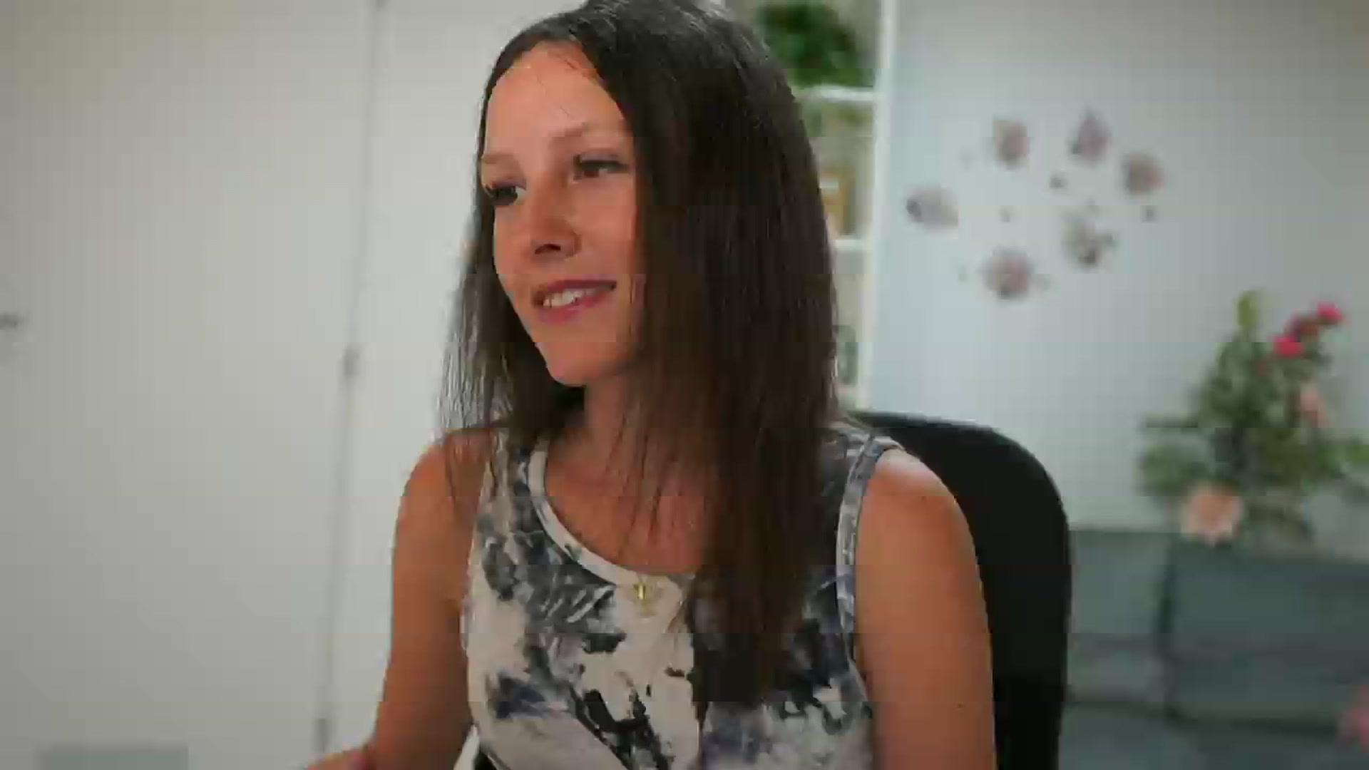 Gallery image thumbnail from Melissa__More's myfreecams stream on, 06/23/2024, 08:34 image 3 of 20