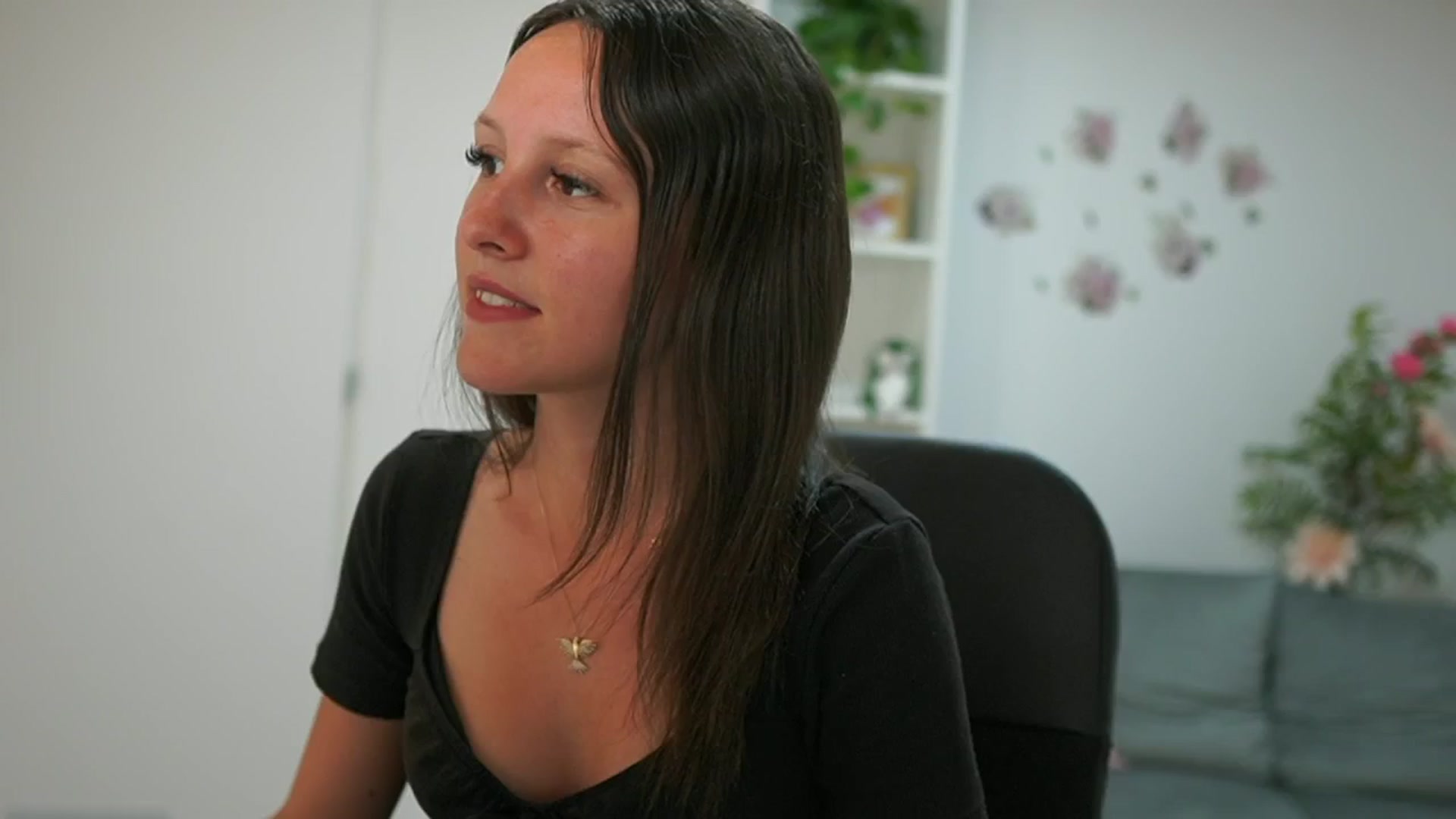 Gallery image thumbnail from Melissa__More's myfreecams stream on, 06/25/2024, 12:52 image 6 of 20