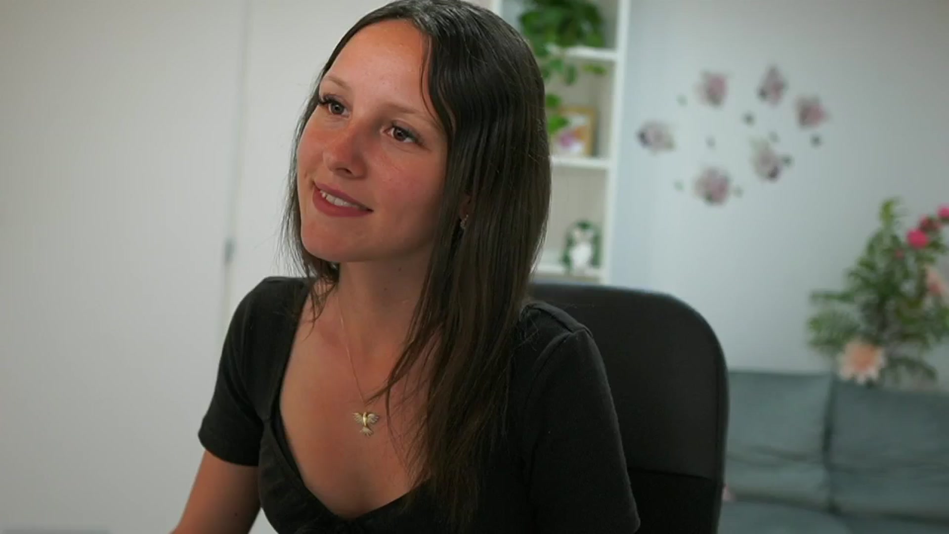 Gallery image thumbnail from Melissa__More's myfreecams stream on, 06/25/2024, 12:52 image 10 of 20