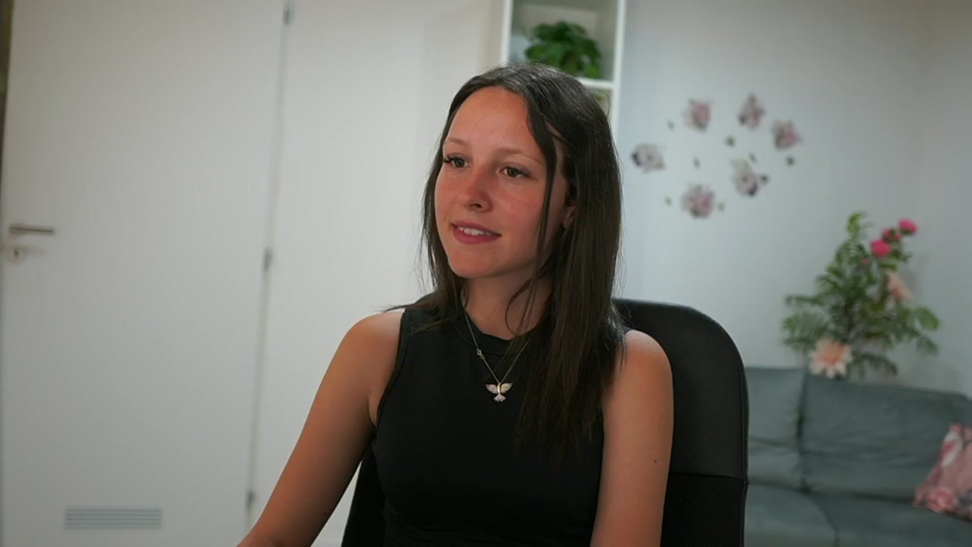 Gallery image thumbnail from Melissa__More's myfreecams stream on, 06/26/2024, 10:22 image 8 of 20