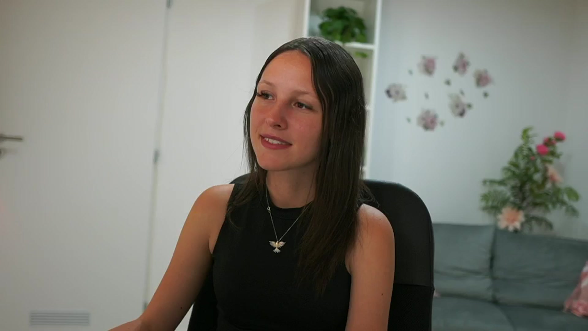 Gallery image thumbnail from Melissa__More's myfreecams stream on, 06/27/2024, 08:48 image 17 of 20