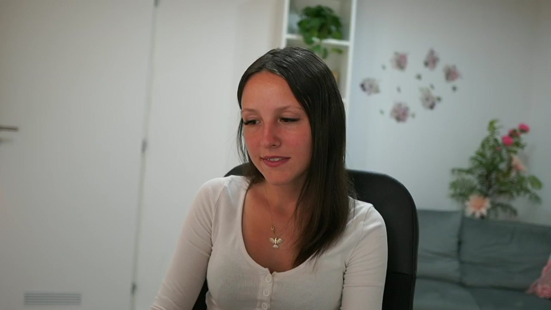Gallery image thumbnail from Melissa__More's myfreecams stream on, 07/03/2024, 08:33 image 2 of 20