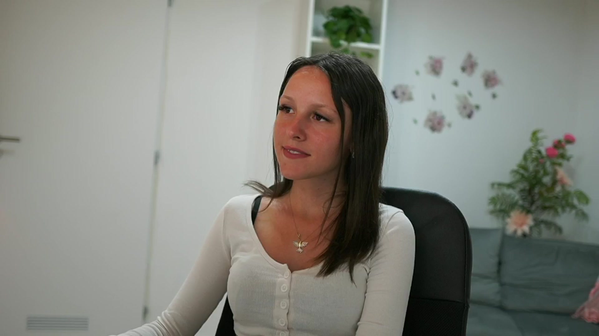 Gallery image thumbnail from Melissa__More's myfreecams stream on, 07/03/2024, 09:57 image 7 of 20