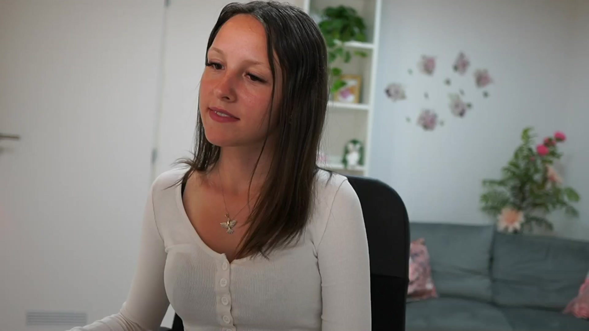 Gallery image thumbnail from Melissa__More's myfreecams stream on, 07/03/2024, 10:49 image 8 of 20