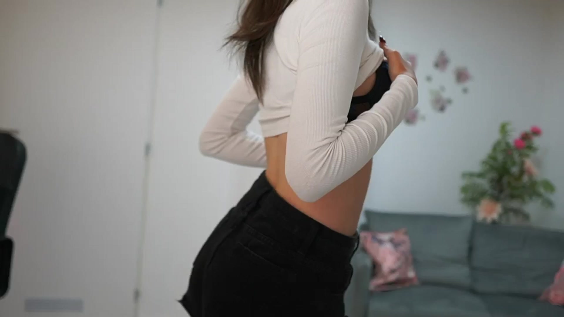 Gallery image thumbnail from Melissa__More's myfreecams stream on, 07/03/2024, 10:49 image 16 of 20