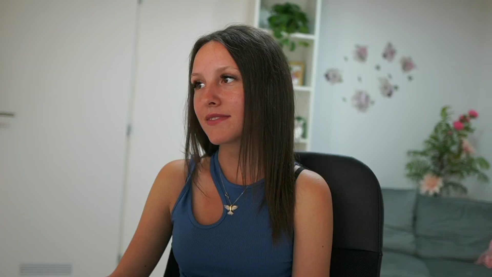 Gallery image thumbnail from Melissa__More's myfreecams stream on, 07/04/2024, 10:07 image 2 of 20