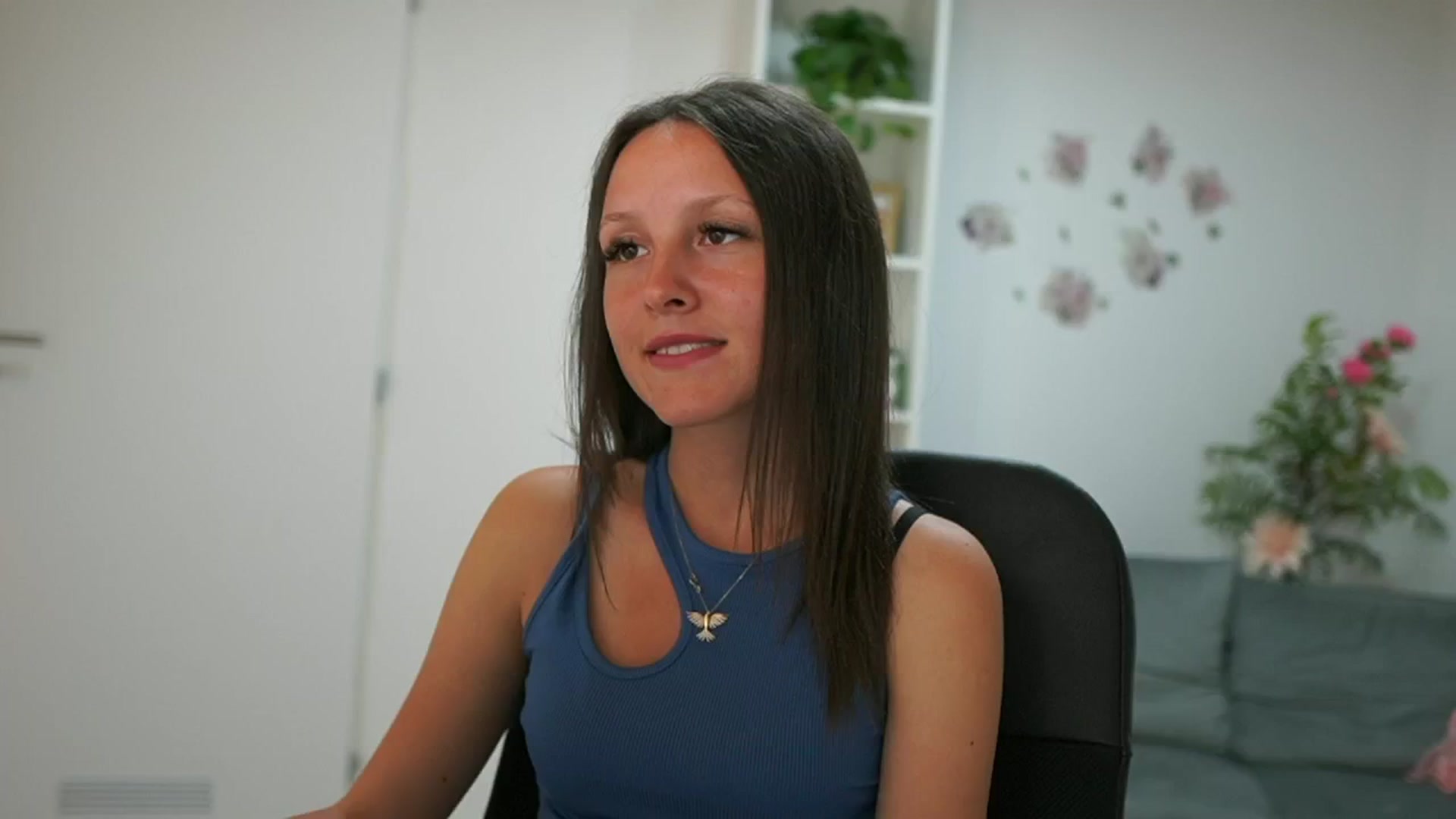 Gallery image thumbnail from Melissa__More's myfreecams stream on, 07/04/2024, 10:07 image 3 of 20