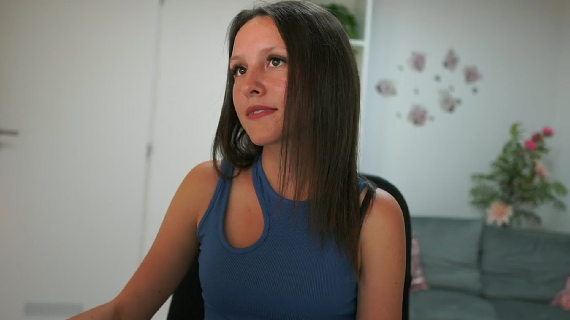 Gallery image thumbnail from Melissa__More's myfreecams stream on, 07/04/2024, 12:55 image 17 of 20