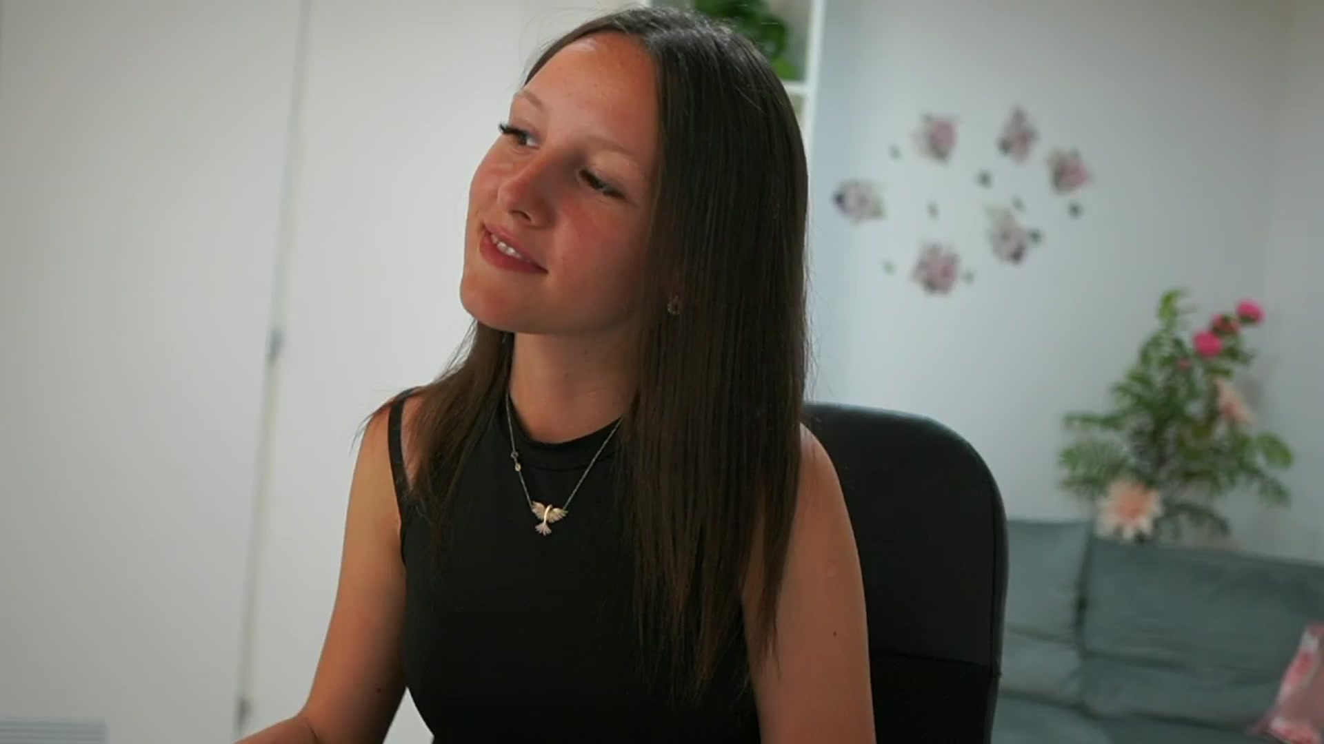 Gallery image thumbnail from Melissa__More's myfreecams stream on, 07/18/2024, 10:21 image 17 of 20