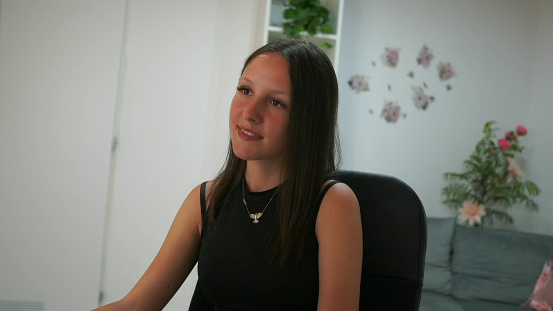 Gallery image thumbnail from Melissa__More's myfreecams stream on, 07/18/2024, 11:13 image 1 of 20