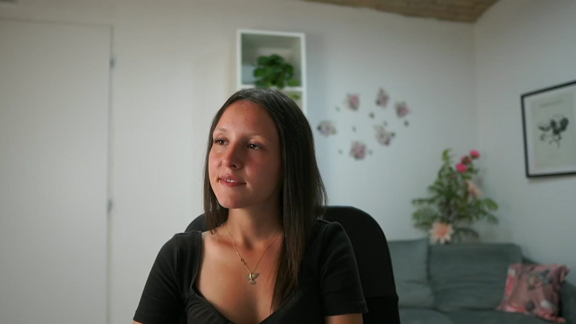 Gallery image thumbnail from Melissa__More's myfreecams stream on, 08/04/2024, 10:15 image 4 of 20