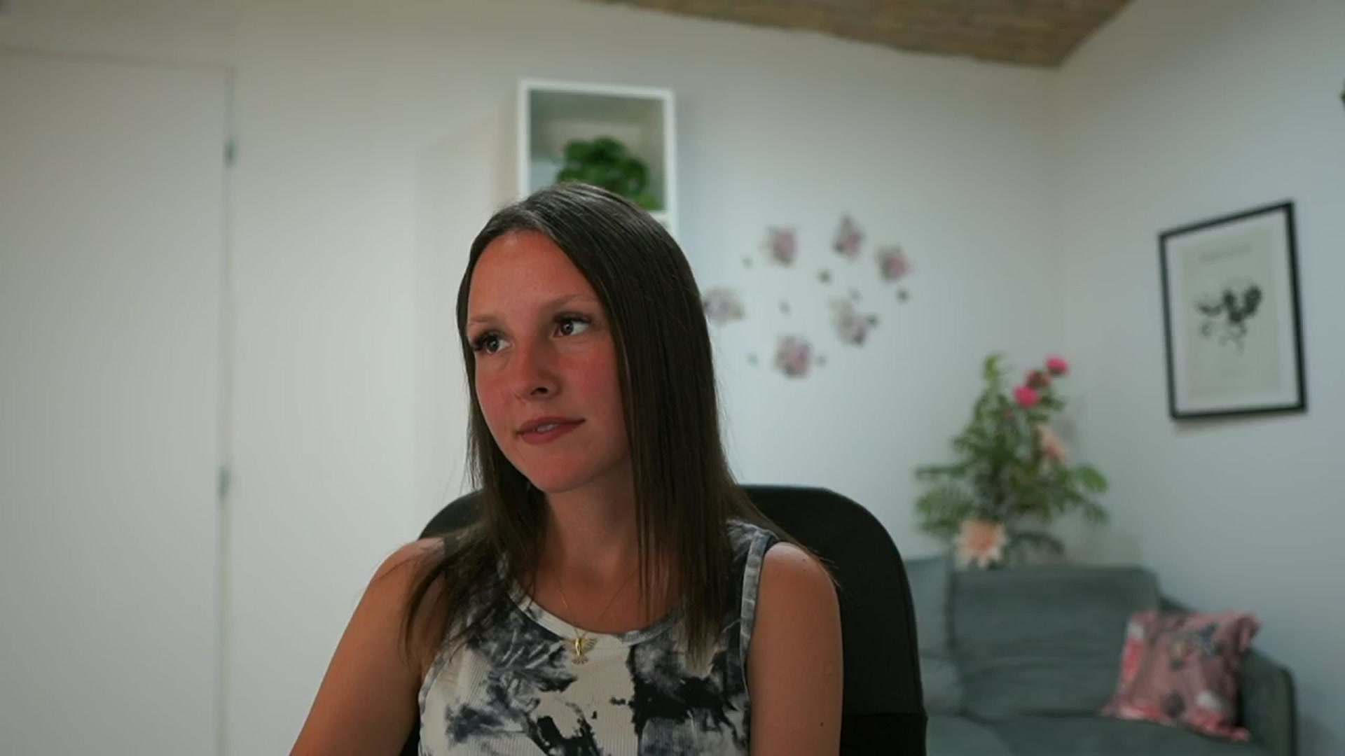 Gallery image thumbnail from Melissa__More's myfreecams stream on, 08/05/2024, 08:36 image 10 of 20
