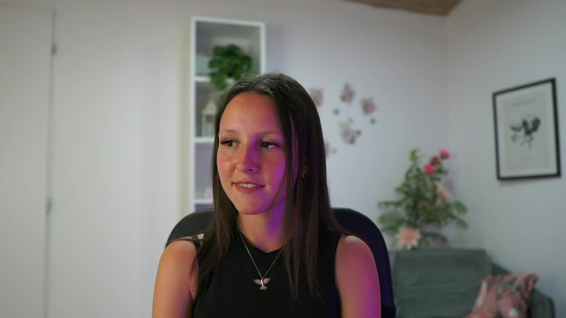 Gallery image thumbnail from Melissa__More's myfreecams stream on, 08/17/2024, 12:19 image 13 of 20
