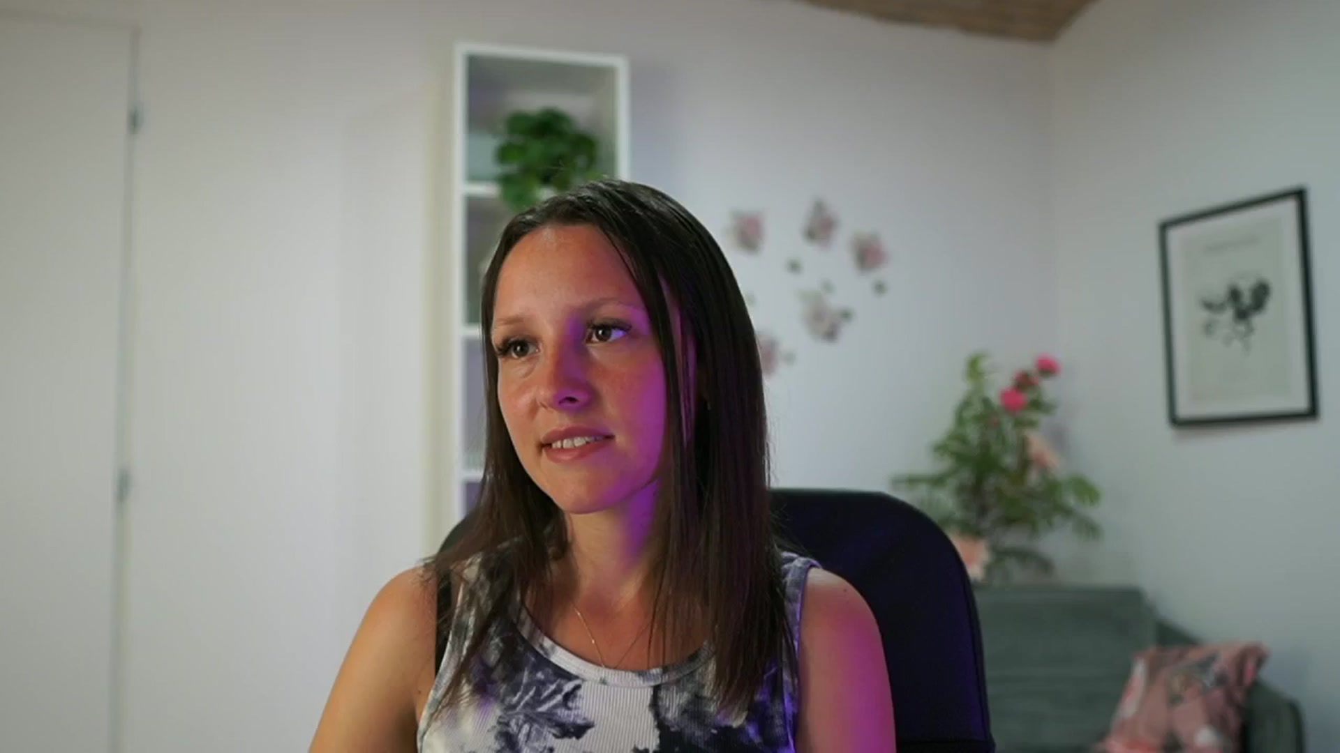 Gallery image thumbnail from Melissa__More's myfreecams stream on, 08/18/2024, 09:22 image 17 of 20