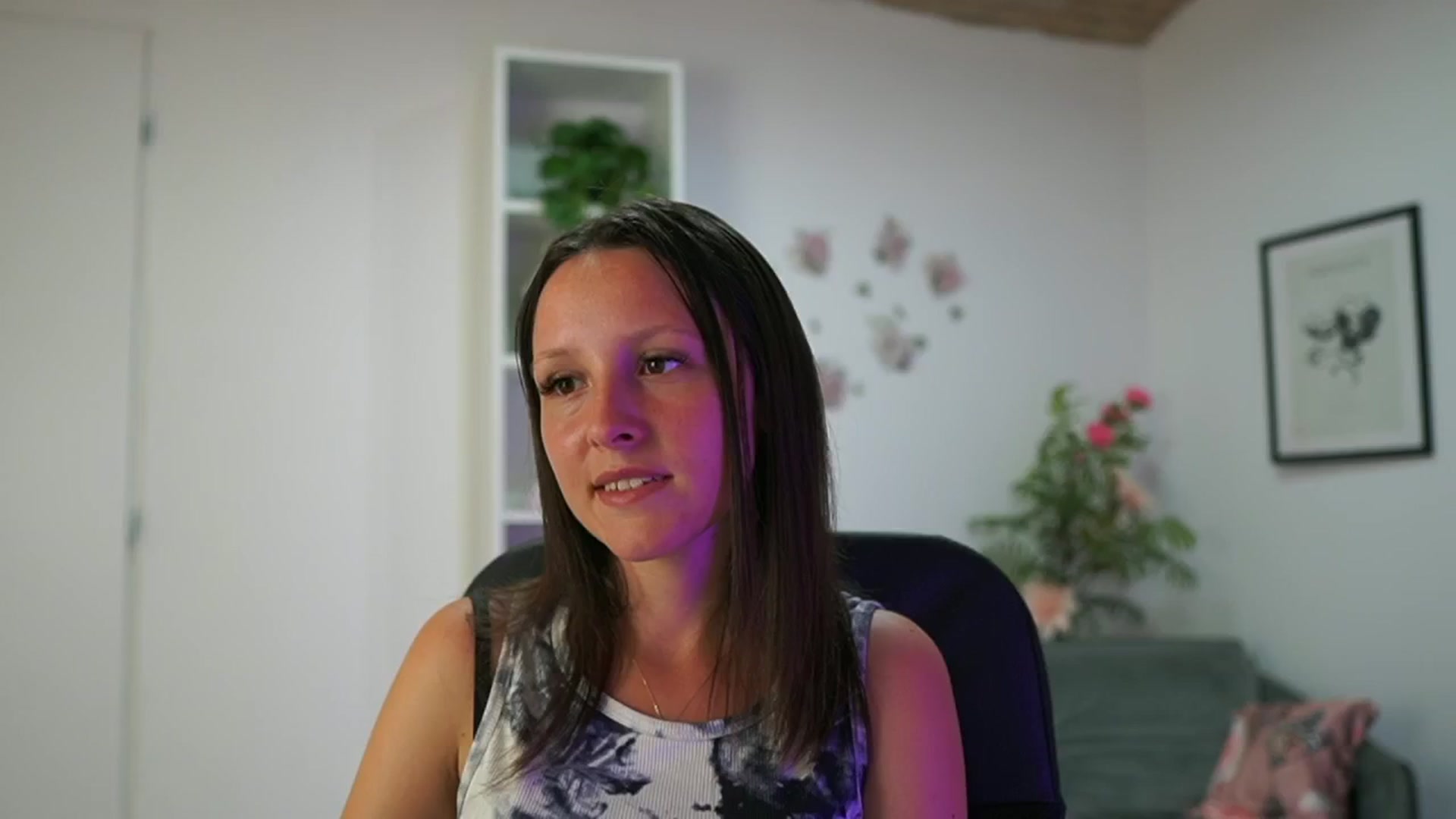Gallery image thumbnail from Melissa__More's myfreecams stream on, 08/18/2024, 09:22 image 18 of 20