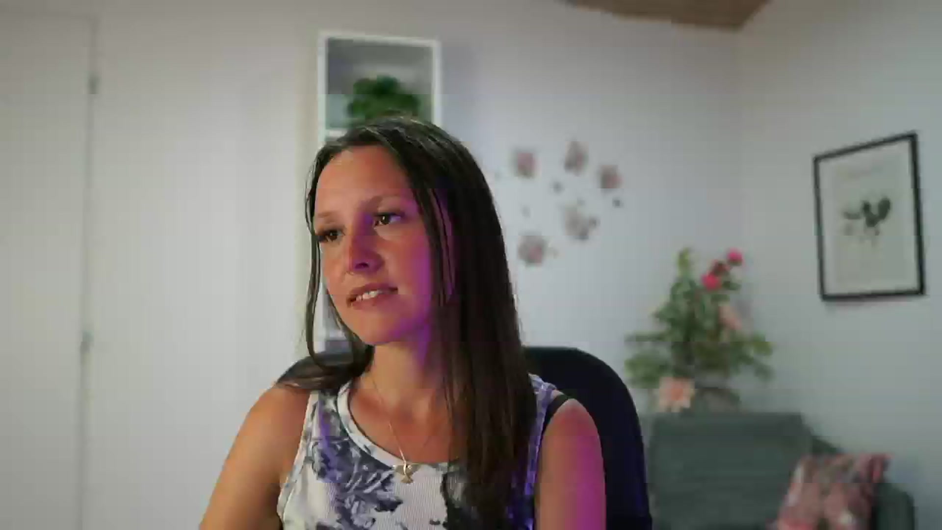 Gallery image thumbnail from Melissa__More's myfreecams stream on, 08/18/2024, 11:59 image 2 of 20