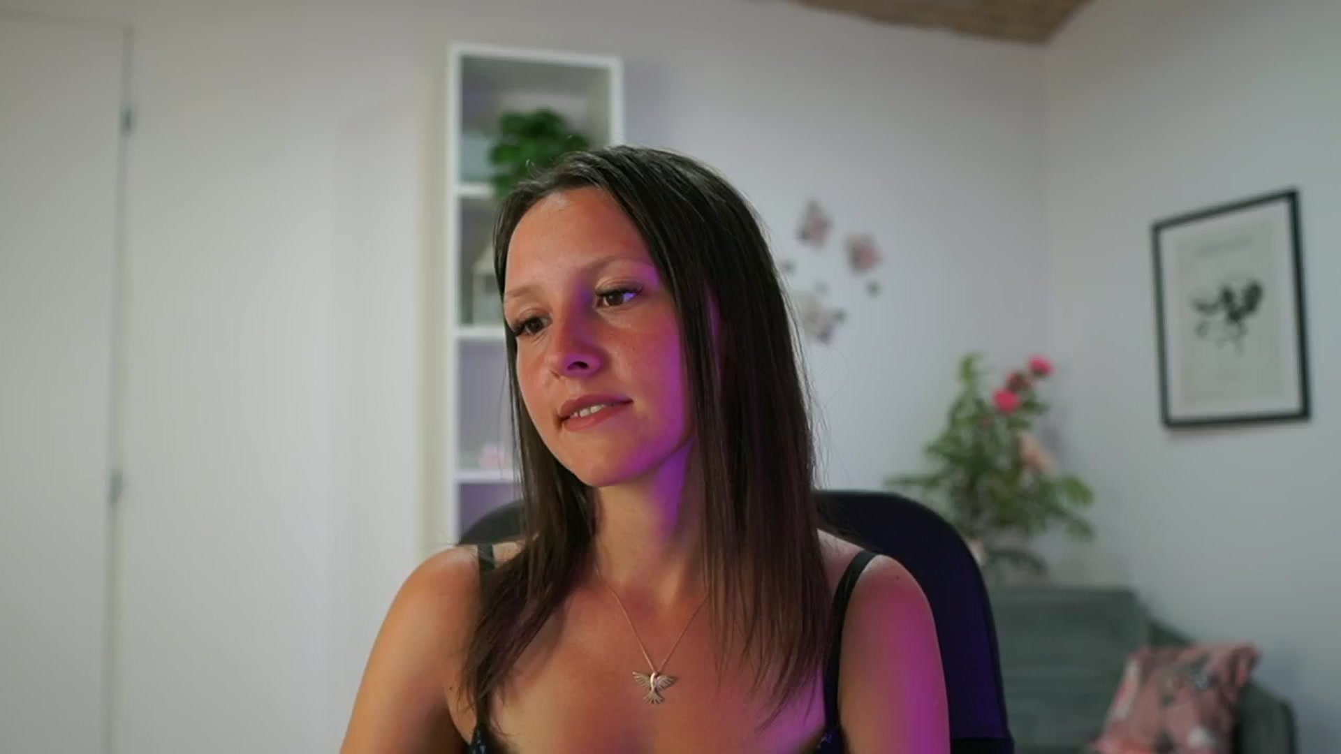Gallery image thumbnail from Melissa__More's myfreecams stream on, 08/18/2024, 14:00 image 19 of 20