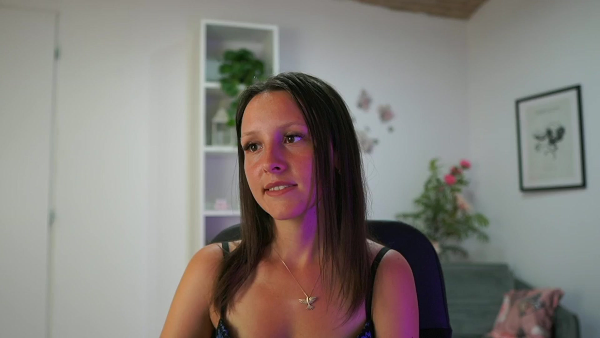 Gallery image thumbnail from Melissa__More's myfreecams stream on, 08/18/2024, 14:16 image 1 of 20