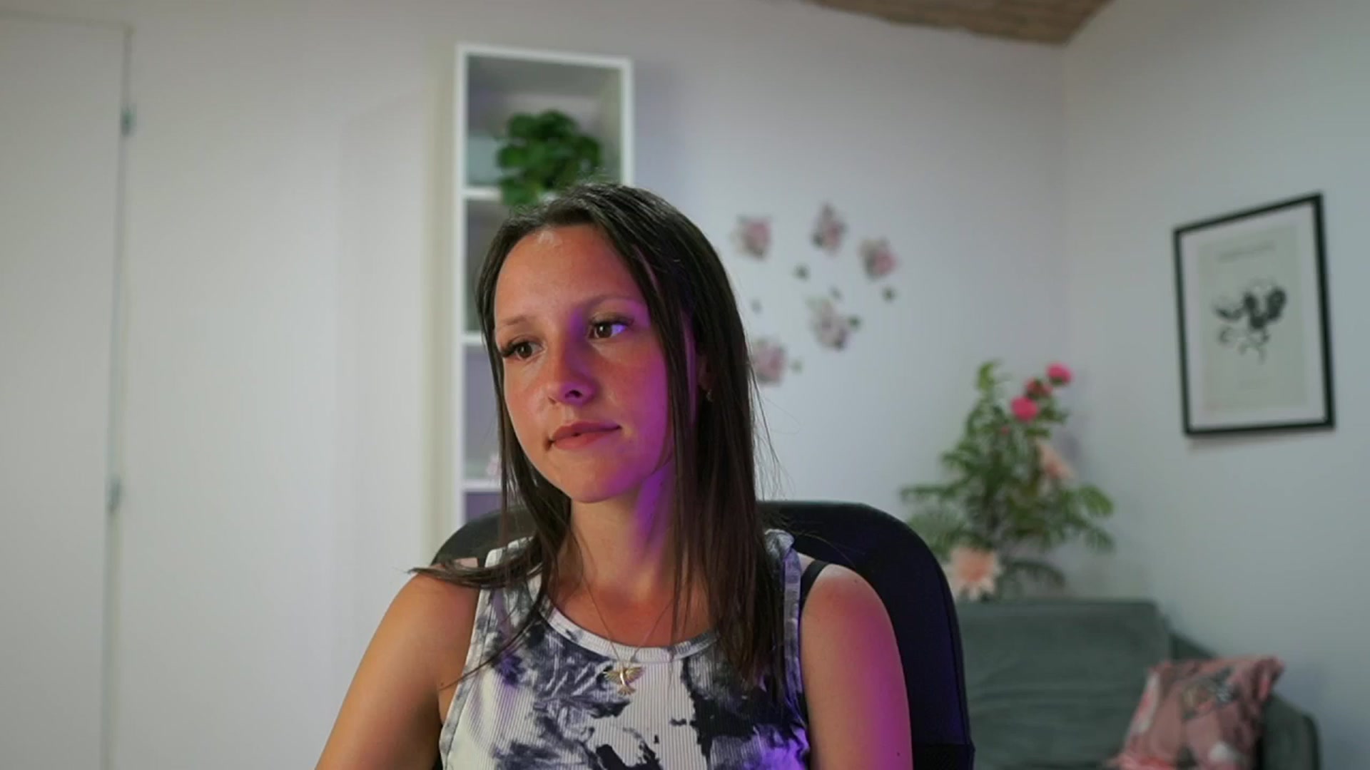 Gallery image thumbnail from Melissa__More's myfreecams stream on, 08/18/2024, 17:42 image 6 of 20