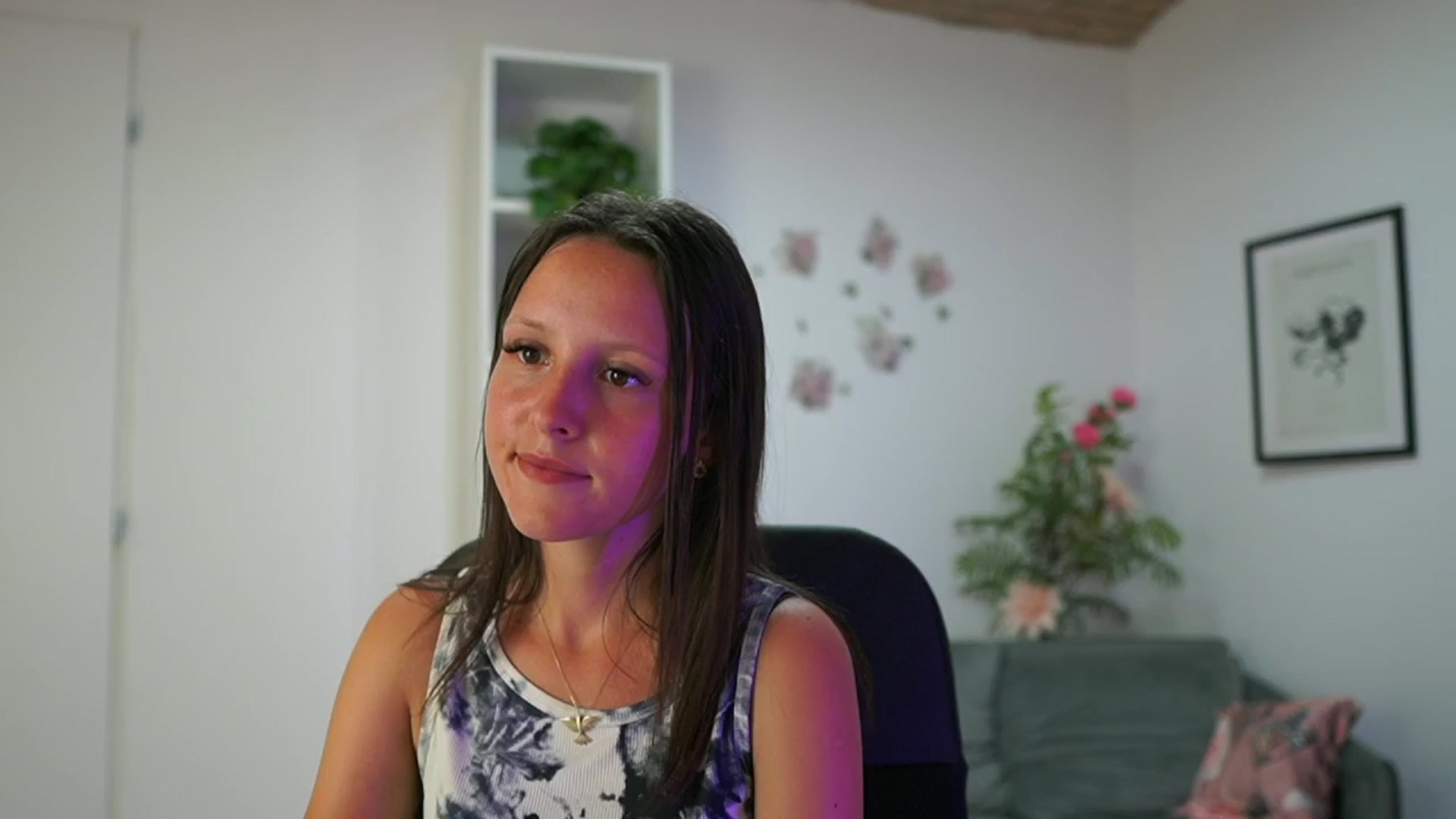 Gallery image thumbnail from Melissa__More's myfreecams stream on, 08/18/2024, 17:42 image 15 of 20