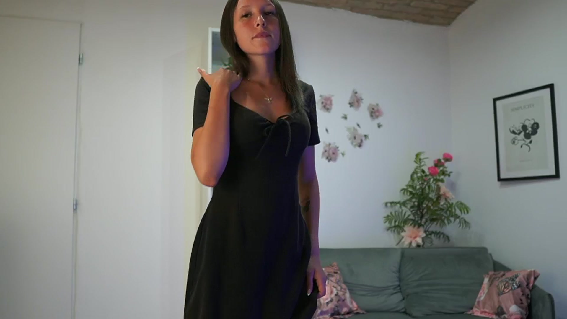 Gallery image thumbnail from Melissa__More's myfreecams stream on, 08/23/2024, 10:24 image 9 of 20