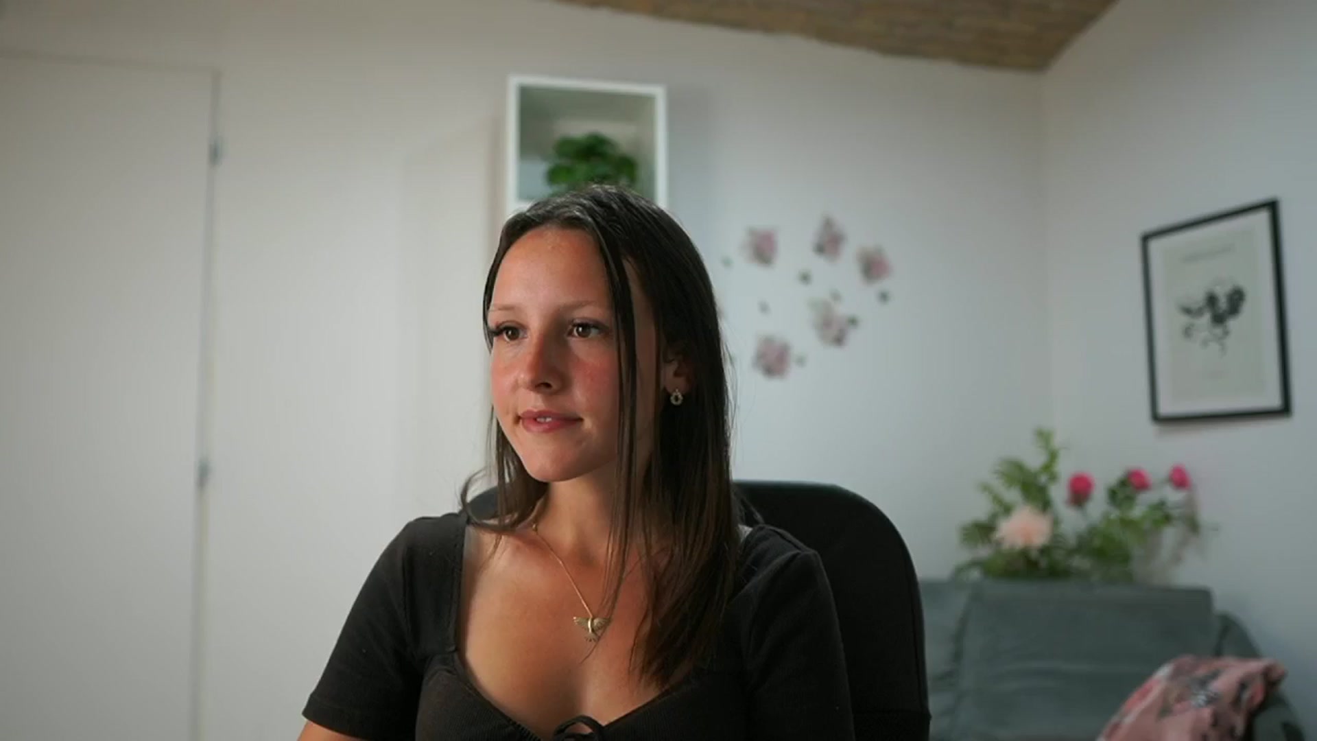 Gallery image thumbnail from Melissa__More's myfreecams stream on, 08/25/2024, 12:34 image 4 of 20