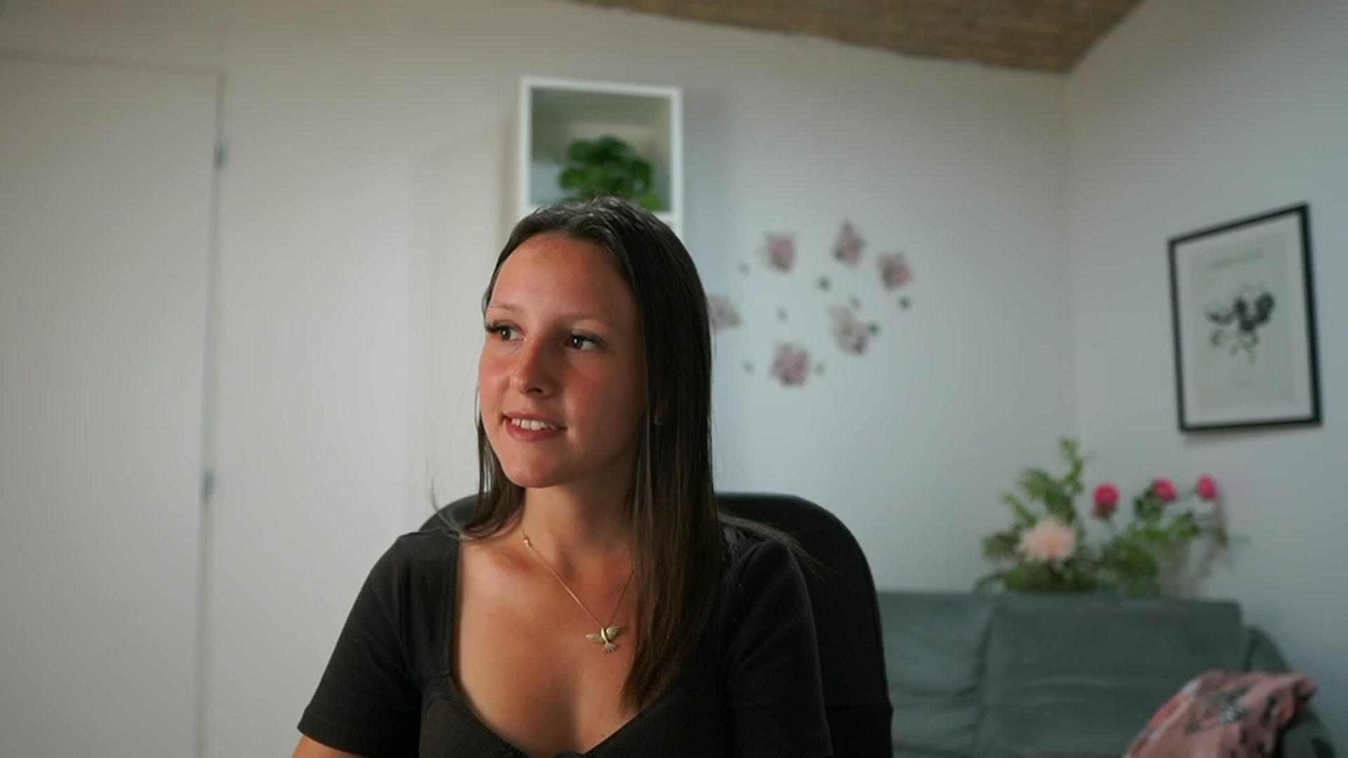 Gallery image thumbnail from Melissa__More's myfreecams stream on, 08/25/2024, 12:34 image 10 of 20